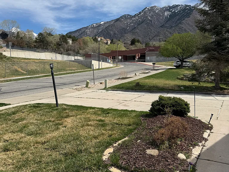 2202 E High Mesa Dr — Photo 31