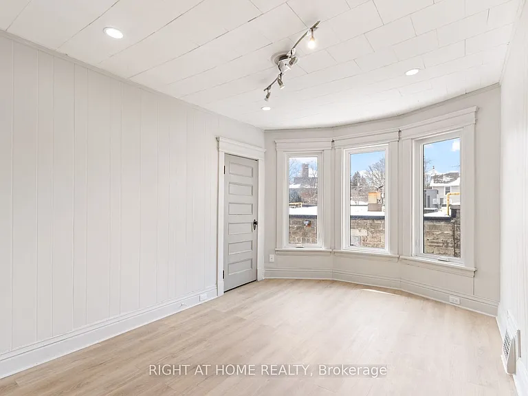 443 Ontario St #2 — Photo 13