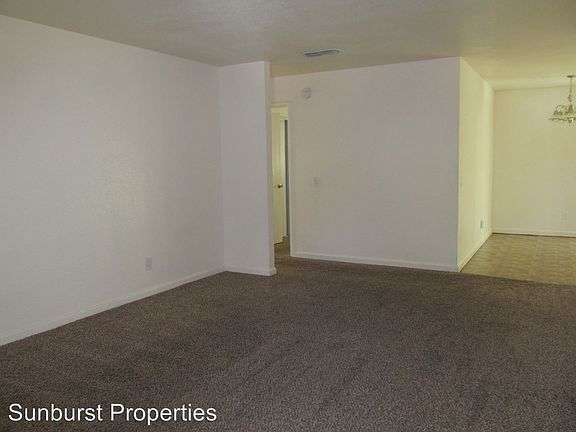 3rd image of 6340 Glenhills Way