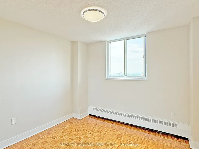 1500 Bathurst St #1009 — Photo 5