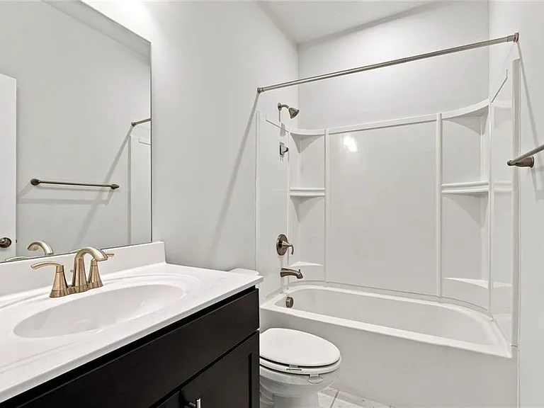 406 Riverclub Rd — Photo 36