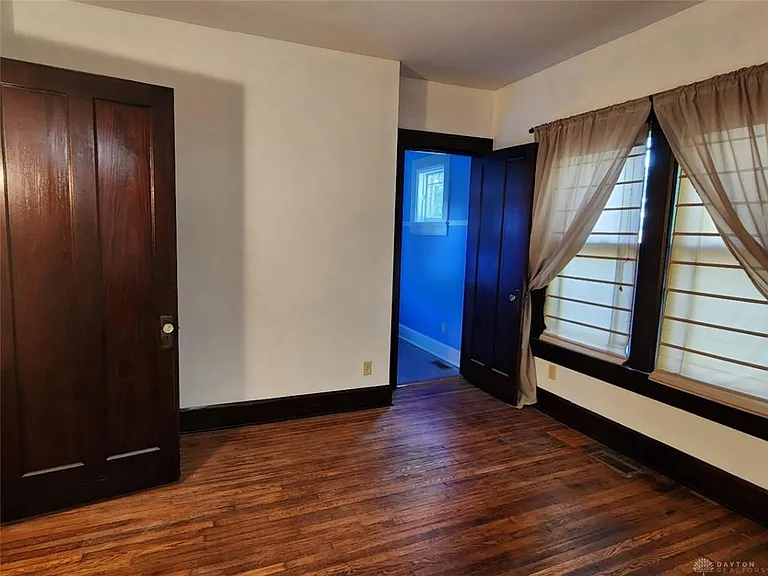329 Cincinnati Ave — Photo 9