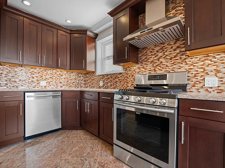 22-16 Steinway St #3 — Photo 3