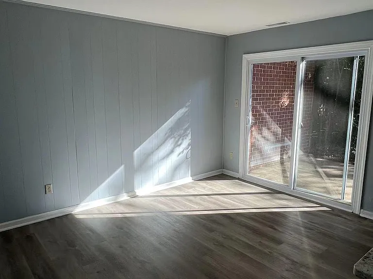 4407 Bennett Ln — Photo 11