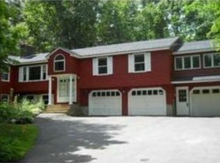 69 Wash Pond Rd, Hampstead, NH 03841
