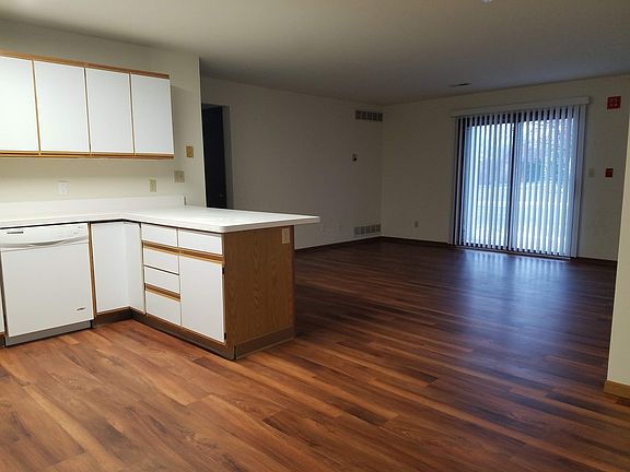 5th image of 1036 W Hillview Dr #A105