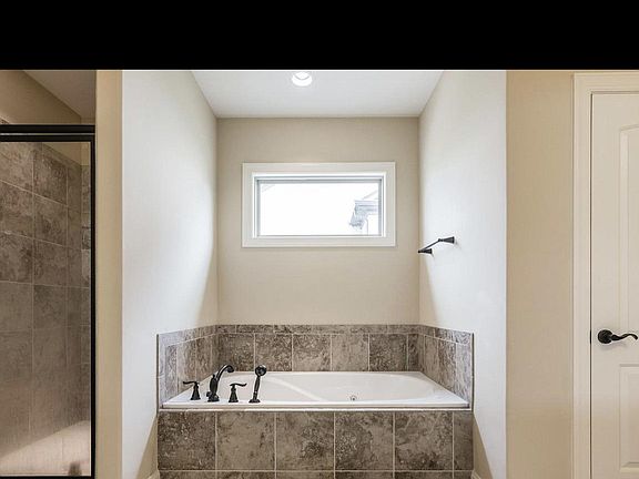 2nd image of 209 Carellton Dr