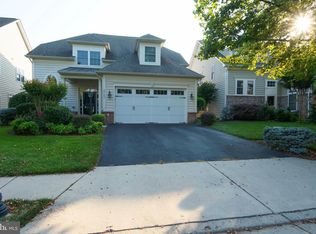 20603 Golden Ridge Dr, Ashburn, VA 20147