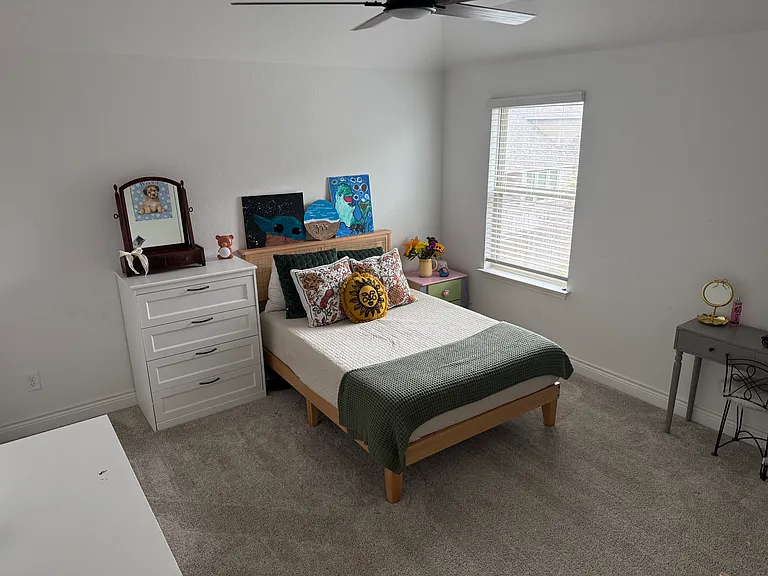 814 Pamplona Ln — Photo 19
