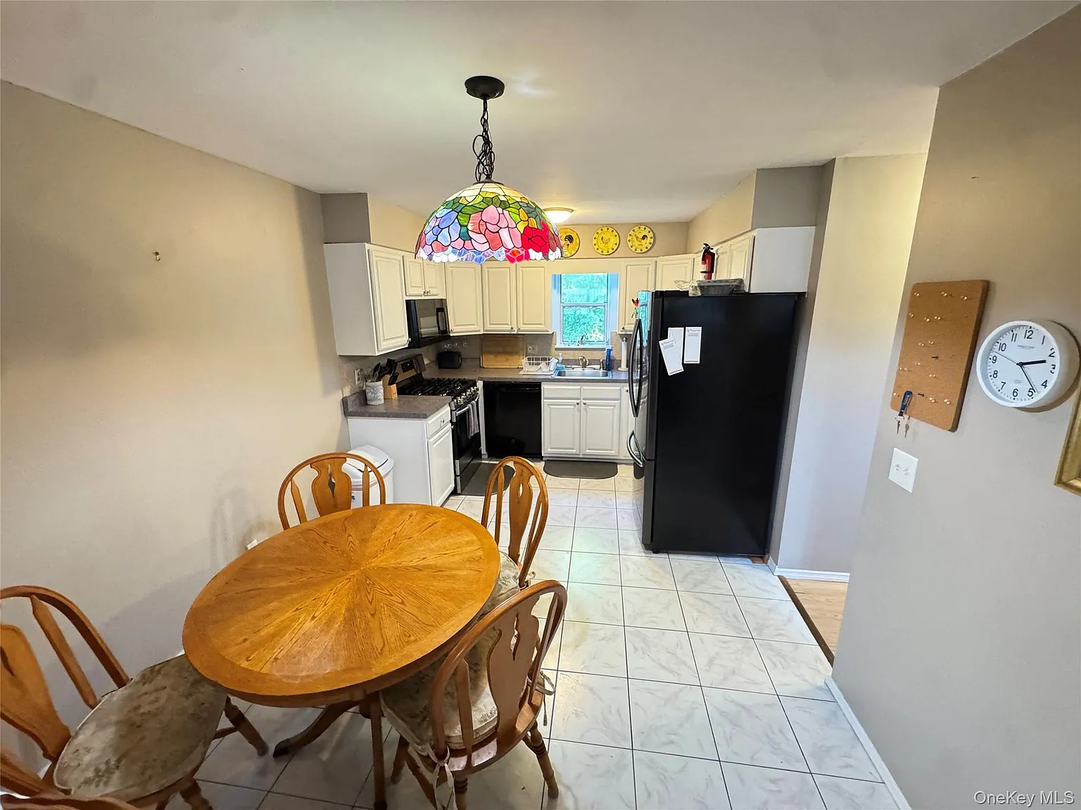 2 bed, 1.5 bath, 1495 sqft, $2,700 — Photo 3
