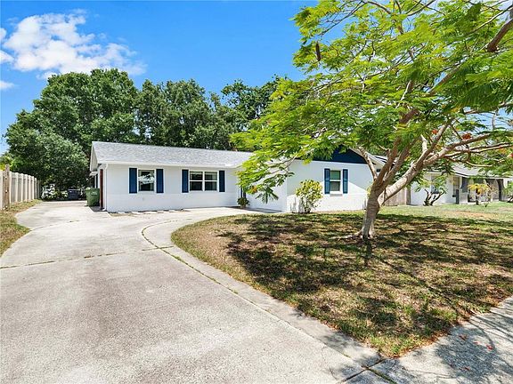 2nd image of 729 Wood Ln