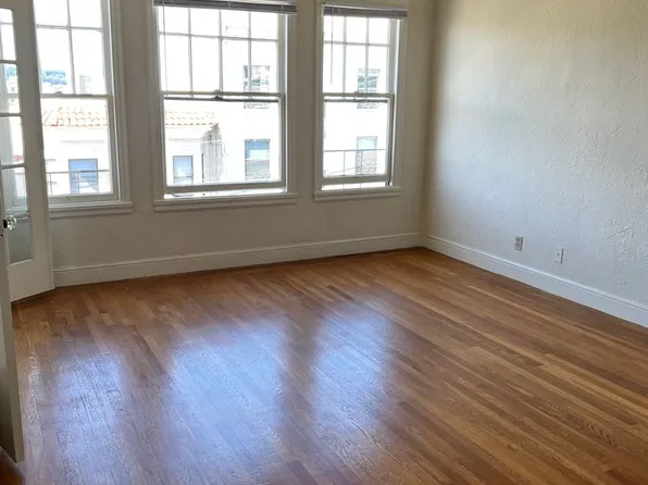 216, 2120 Larkin St APT 302, San Francisco, CA 94109