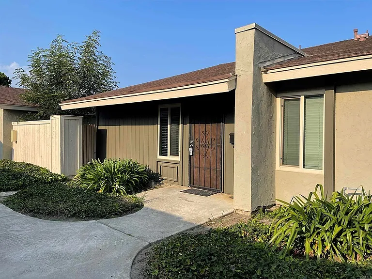 479 Los Arbolitos Blvd — Photo 1