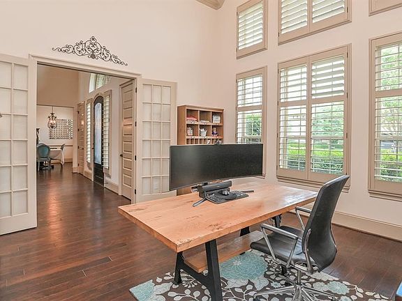 5th image of 3007 Brighton Sky Ln