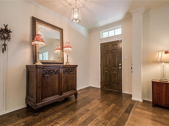 5th image of 5144 Pinellas Ave