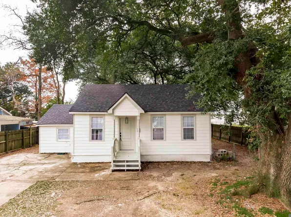 4510 Glen Oaks Dr, Baton Rouge, LA 70811