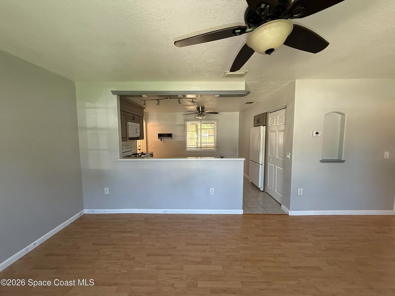 2 bed, 2.0 bath, 925 sqft, $2,000 — Photo 3