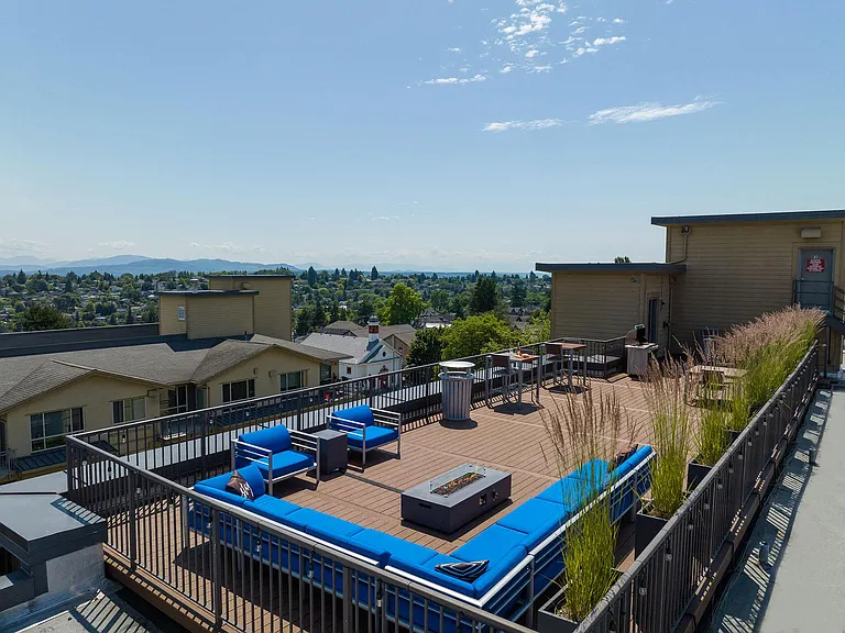 Summit at Madison Park — Photo 5