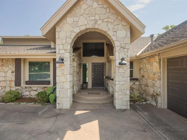 6108 Oak Tree Rd, Edmond, OK 73025