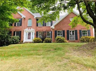 4 Mocasin Trl, New Castle, PA