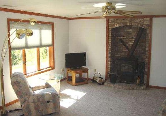 5th image of N5688 Kathryn Dr