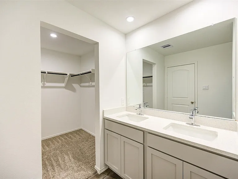 5406 Castlebury Meadows Dr — Photo 20