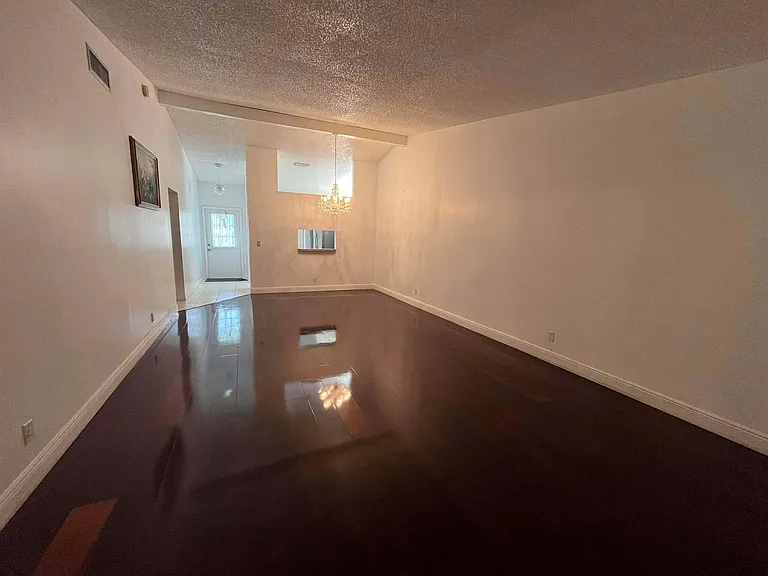 4863 Sable Pine Cir #D — Photo 6