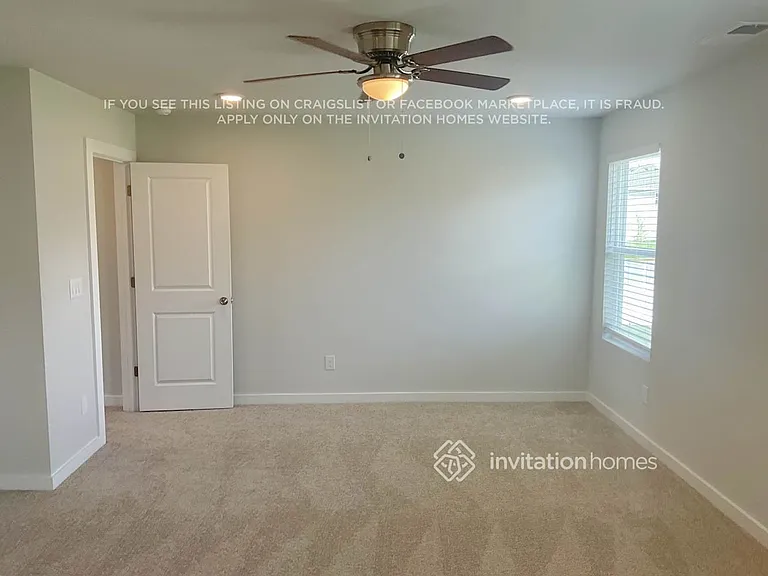 810 Olde England Dr — Photo 6