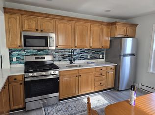 55 Court St #1W, Bristol, RI 02809