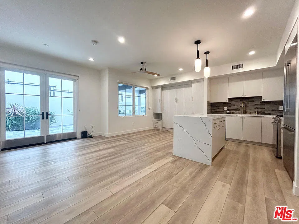 7914 Norton Ave — Photo 3