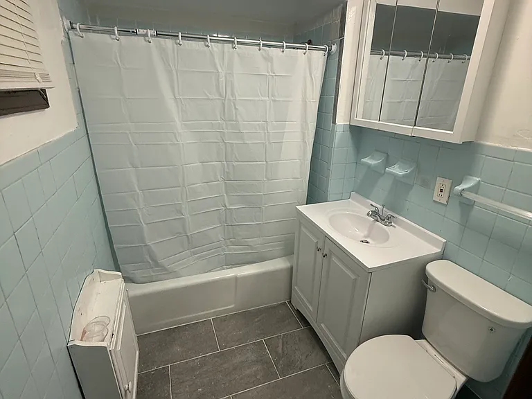149 Playter St #1 — Photo 9