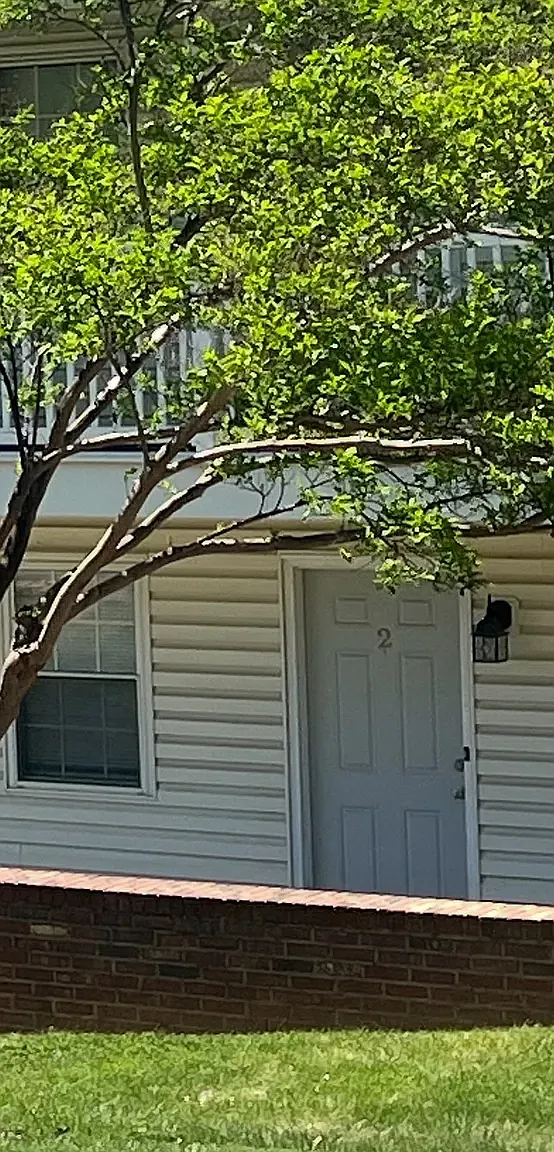 4335 Lela Avenue NE — Photo 1