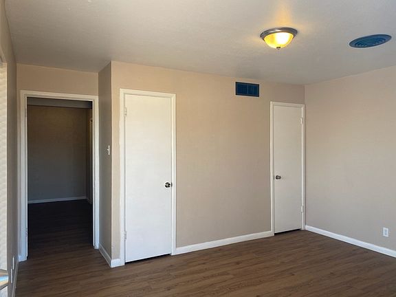 4th image of 3001 W Ohio Ave