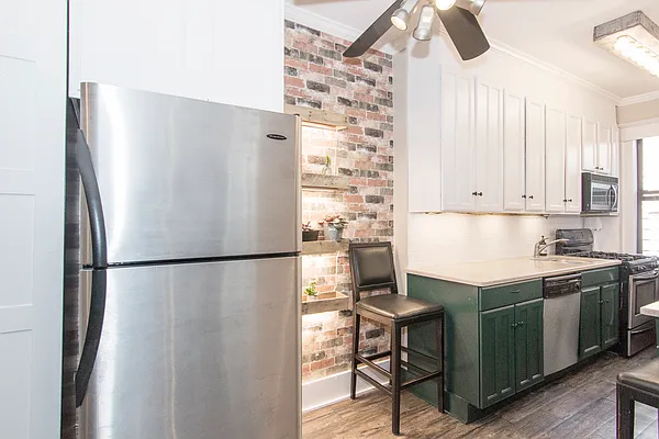 Rented by Modern Spaces | media 3