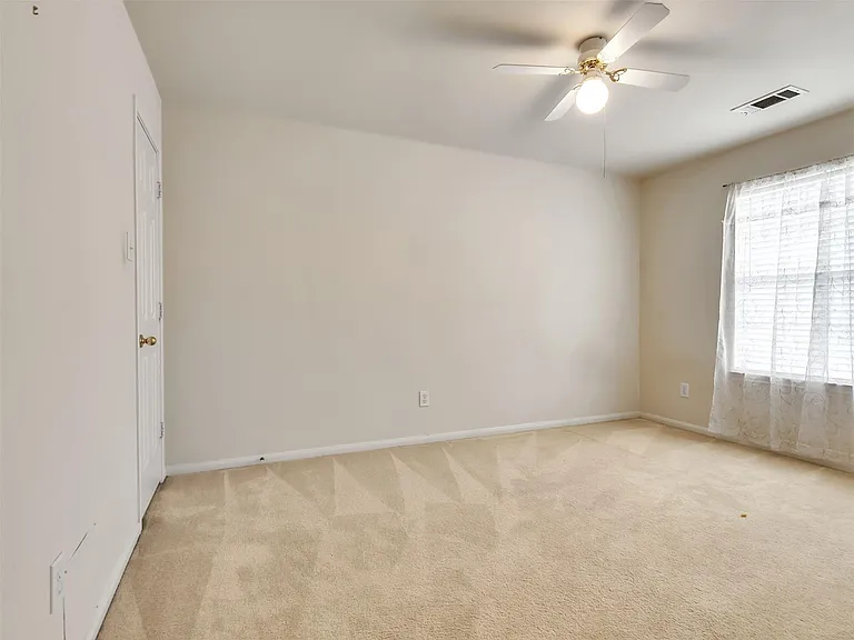 13315 Georgetown Dr — Photo 27