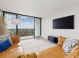 Penn Square, Denver, CO 80203