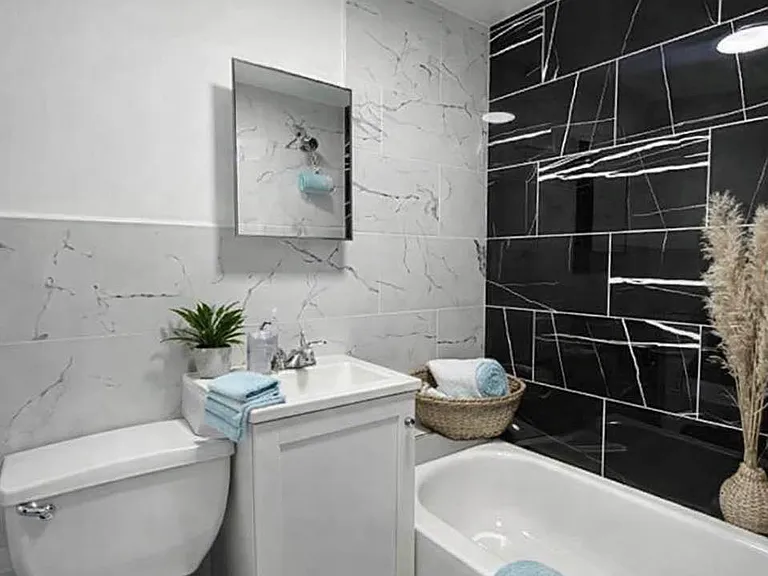347 S 4th St #3 — Photo 5