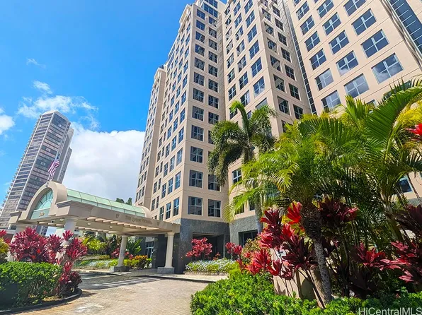 1080 S Beretania St APT 801, Aiea, HI 96814