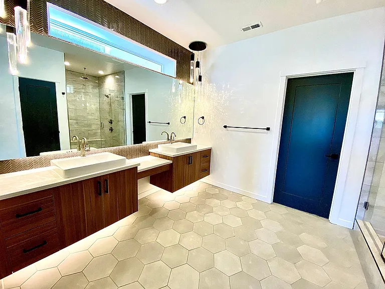 1258 E Echelon Ridge Ln — Photo 27