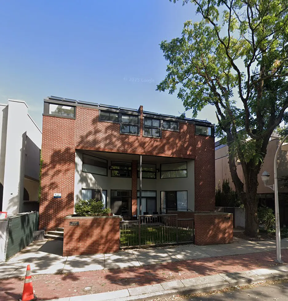 2 bed, 2.5 bath, $3,900 — Photo 3