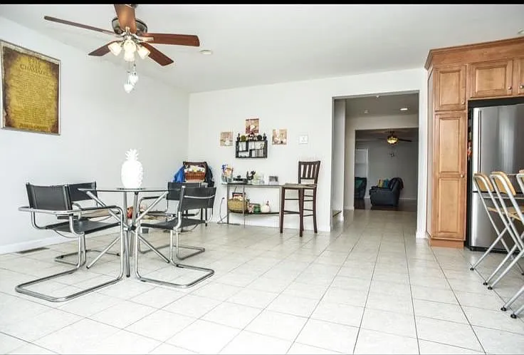 25 Myrtle St #25 — Photo 8