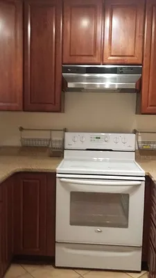 Rented by Toby Berkowitz Real Estate | media 8