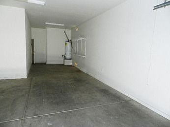 3rd image of 1079 N Avenida Jeanine