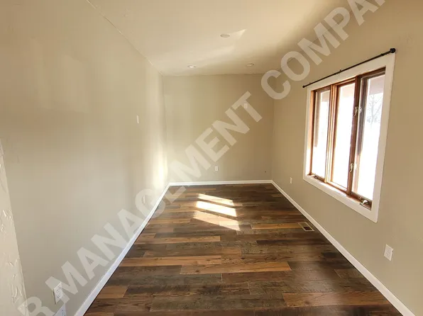 513 W Beacon Ave #513A, New London, WI 54961