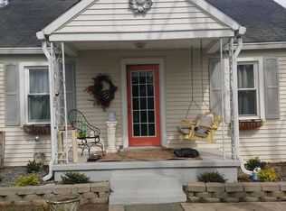 1576 Fire Tower Rd APT B, Christiansburg, VA 24073