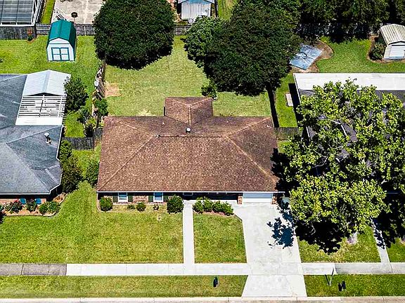 2nd image of 1304 Cottage Dr