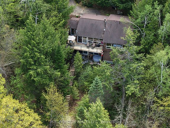 3rd image of 1029 Starlight Rd
