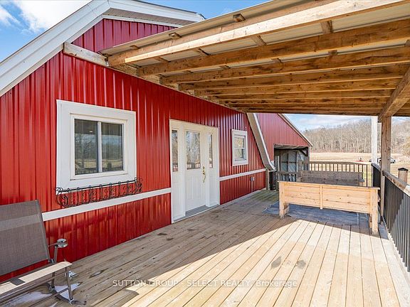 5th image of 451 Colonel Talbot Rd