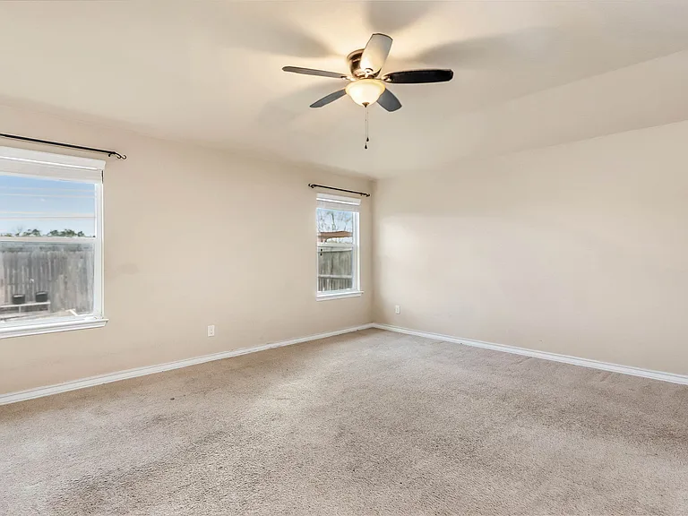 11310 Eagle Tree — Photo 9