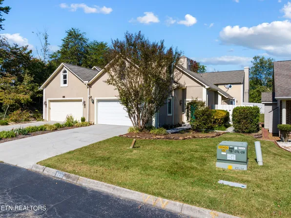 8631 Boone Hall Ct, Knoxville, TN 37923